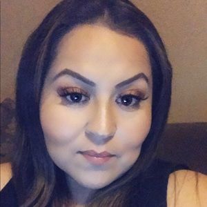 Meet your Posher, Juana